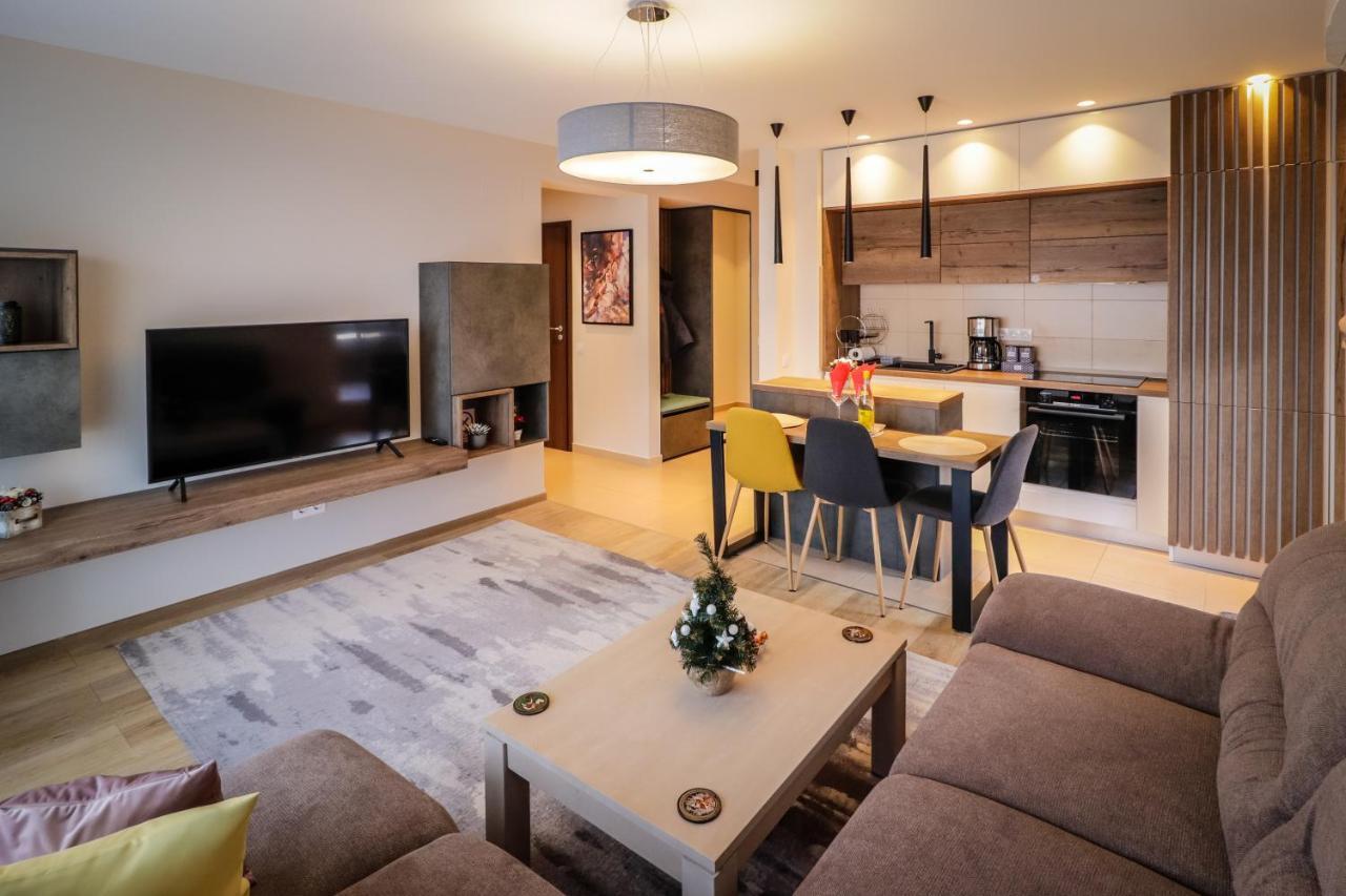 Apartmán Lux Green Apartament 2 Brašov Exteriér fotografie